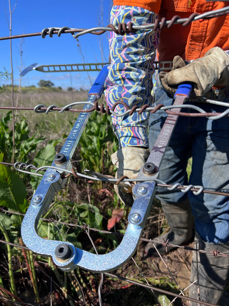 Fence Repair Tool