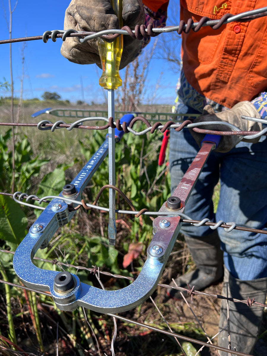 Fence Repair Tool